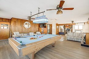 Beachfront Home ~ 7 Mi to Cape May!