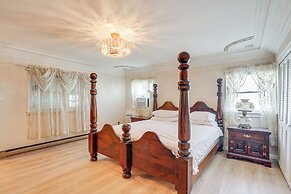 Beachfront Home ~ 7 Mi to Cape May!