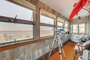 Beachfront Home ~ 7 Mi to Cape May!