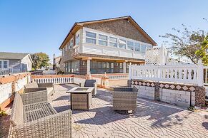 Beachfront Home ~ 7 Mi to Cape May!