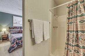 1 Mi to Downtown Ruidoso: Peaceful Forested Cabin!