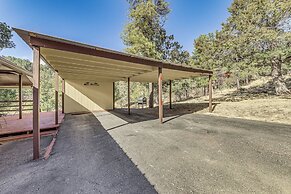 1 Mi to Downtown Ruidoso: Peaceful Forested Cabin!