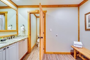 Near Hiking Trails: Gatlinburg Condo w/ Sauna!
