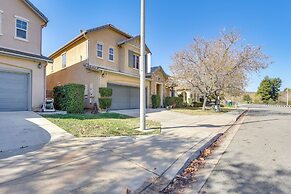 14 Mi to Old Town Temecula: Luxe Fallbrook Home!