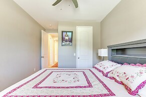 14 Mi to Old Town Temecula: Luxe Fallbrook Home!