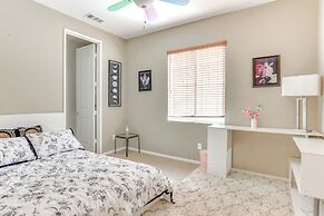 14 Mi to Old Town Temecula: Luxe Fallbrook Home!