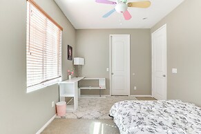 14 Mi to Old Town Temecula: Luxe Fallbrook Home!