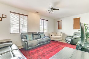 14 Mi to Old Town Temecula: Luxe Fallbrook Home!