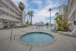 Steps to Beach: Corpus Christi Condo w/ Balcony