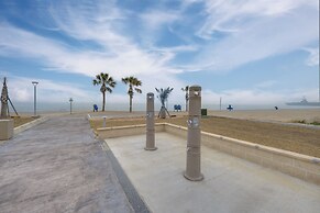 Steps to Beach: Corpus Christi Condo w/ Balcony