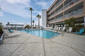 Steps to Beach: Corpus Christi Condo w/ Balcony