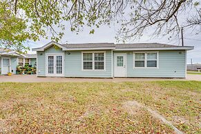 Waterfront Retreat in Rockport w/ Dock Access