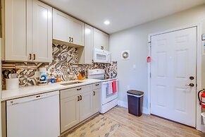 Walk to Beach & Pier: Updated Abode in Rockport!