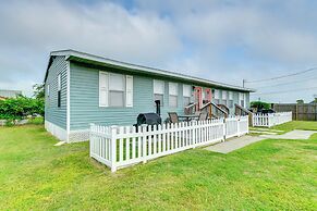 Walk Dtwn: Pet-friendly Townhome in Rockport