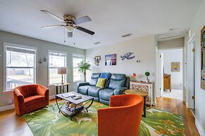 Walk Dtwn: Pet-friendly Townhome in Rockport