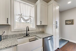 Cherokee Lake Retreat w/ Views in Morristown!