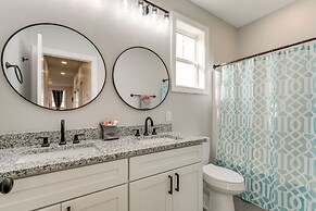 Cherokee Lake Retreat w/ Views in Morristown!