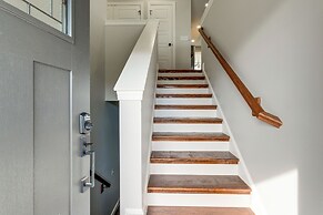 Cherokee Lake Retreat w/ Views in Morristown!