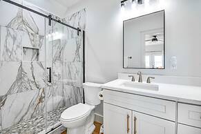 Newly Built Home w/ Mtn Views in Black Mountain!