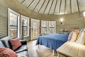 9 Mi to Dtwn Granbury: Getaway w/ Water Views