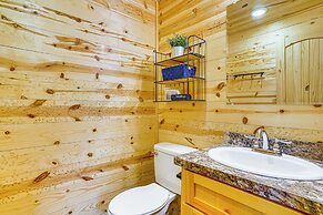 9 Mi to Dtwn Granbury: Getaway w/ Water Views