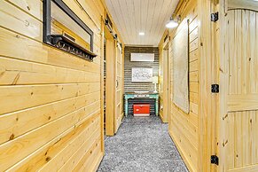 9 Mi to Dtwn Granbury: Getaway w/ Water Views