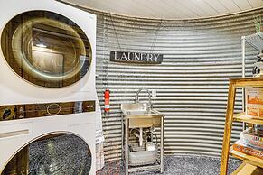 9 Mi to Dtwn Granbury: Getaway w/ Water Views