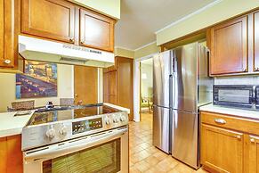 2 Mi to U of A: Centrally Located Home w/ Patio!