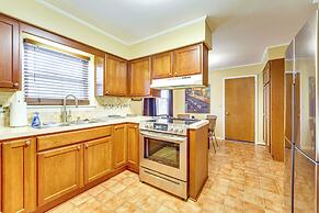 2 Mi to U of A: Centrally Located Home w/ Patio!