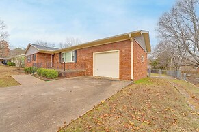 2 Mi to U of A: Centrally Located Home w/ Patio!