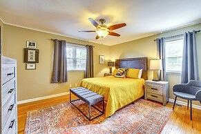 2 Mi to U of A: Centrally Located Home w/ Patio!