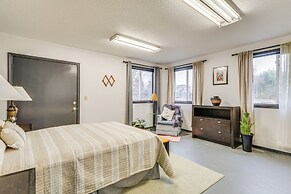 5 Mi to Hillsboro: Peaceful Home w/ Fire Pit