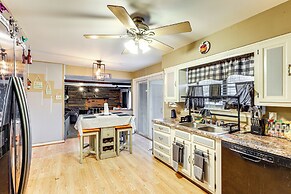 3 Mi to Dover Motor Speedway: Pet-friendly Retreat