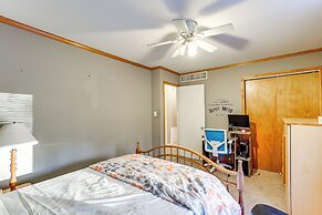 3 Mi to Dover Motor Speedway: Pet-friendly Retreat