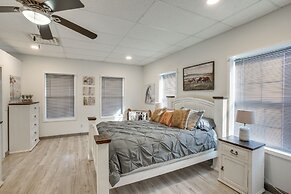 8 Mi to Kentucky Downs: Quiet Getaway w/ Patio