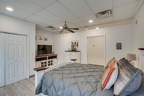 8 Mi to Kentucky Downs: Quiet Getaway w/ Patio