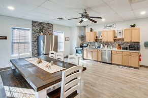 8 Mi to Kentucky Downs: Quiet Getaway w/ Patio