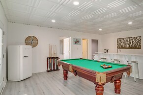 Lakefront Lookout Shoals Getaway w/ Table Games!