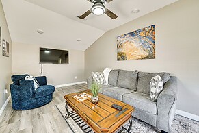 Near Bourbon Trail: Quiet Home w/ Deck