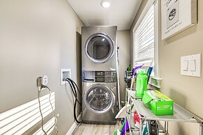 Near Bourbon Trail: Quiet Home w/ Deck