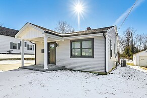 Near Bourbon Trail: Quiet Home w/ Deck