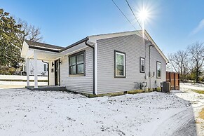 Near Bourbon Trail: Quiet Home w/ Deck