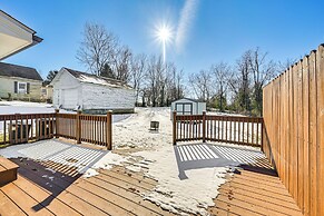 Near Bourbon Trail: Quiet Home w/ Deck