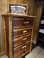 NEW Jungle Paradise Treehouse Suite With Resort Amenities Elevator Acc