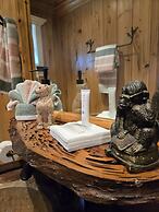 NEW Jungle Paradise Treehouse Suite With Resort Amenities Elevator Acc