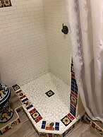 NEW Jungle Paradise Treehouse Suite With Resort Amenities Elevator Acc