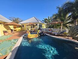 NEW Jungle Paradise Treehouse Suite With Resort Amenities Elevator Acc