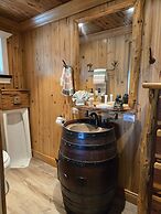 NEW Jungle Paradise Treehouse Suite With Resort Amenities Elevator Acc