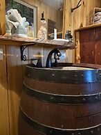 NEW Jungle Paradise Treehouse Suite With Resort Amenities Elevator Acc