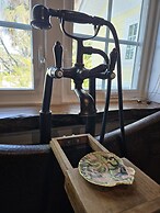 NEW Jungle Paradise Treehouse Suite With Resort Amenities Elevator Acc